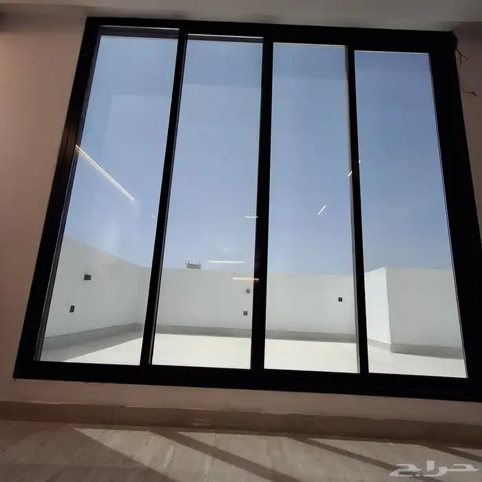 عازل زجاج المباني 2