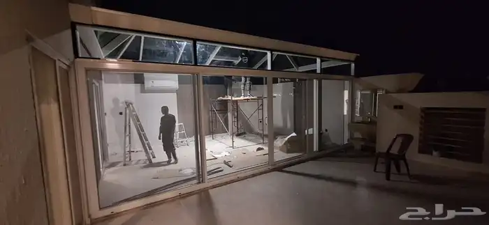 عازل زجاج المباني 5