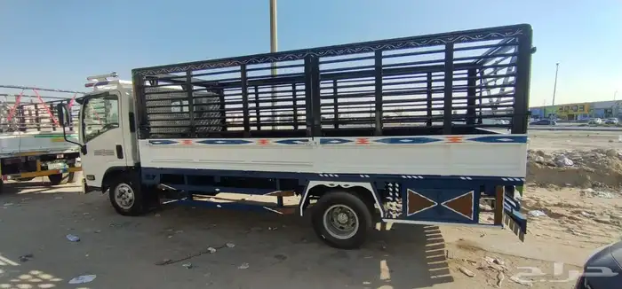 ISUZU DYNA MODEL 2011 0