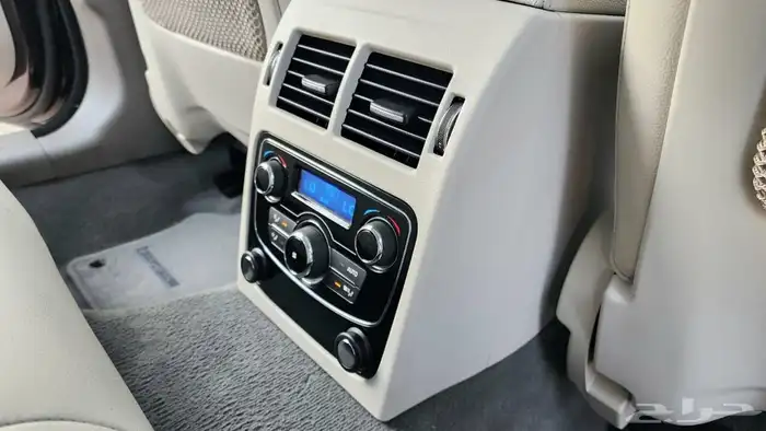 جاكور XF 2018 بحالة ممتازة 30