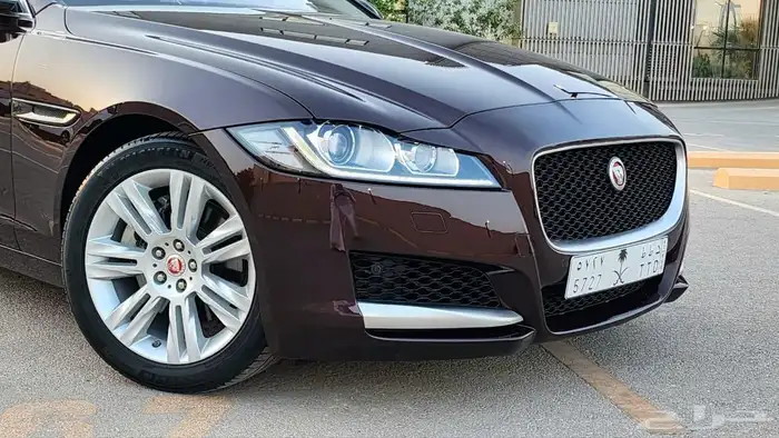 جاكور XF 2018 بحالة ممتازة 7