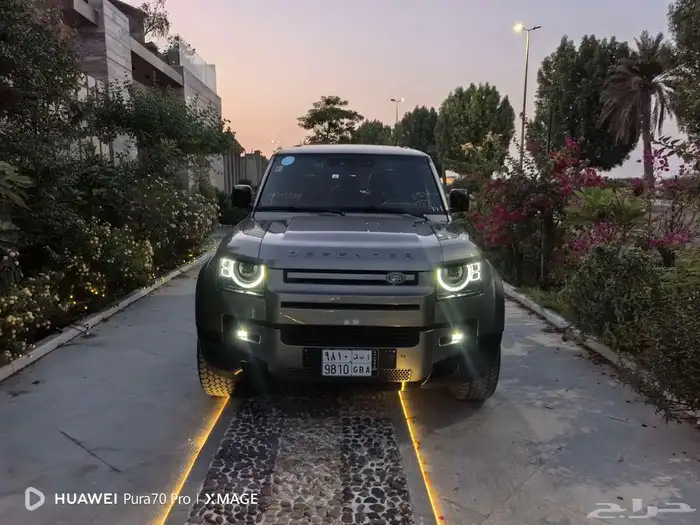 للبيع ديفيندر P400 موديل 2024 ماشي 4000 14