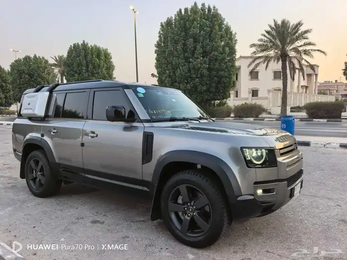للبيع ديفيندر P400 موديل 2024 ماشي 4000 36
