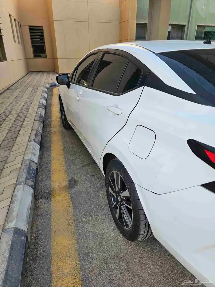 نيسان صني الشكل الجديد 2023 للبيع 3