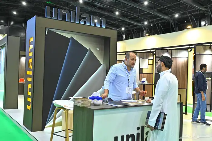 مصور معارض 3