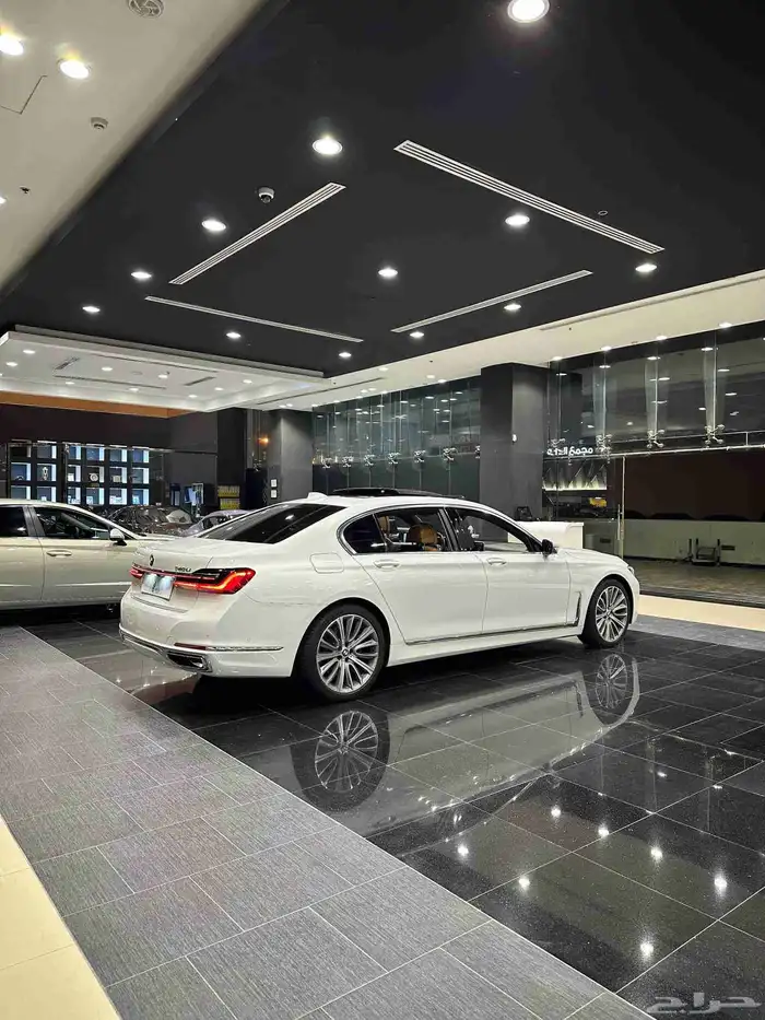 BMW 740Li Model 2020 4