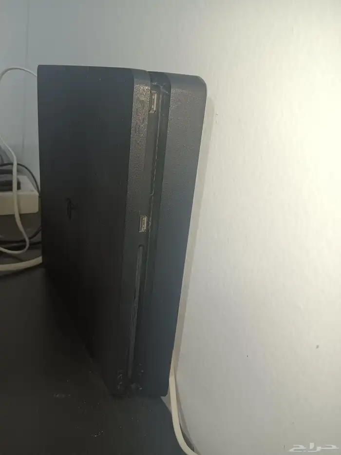 سوني 4 نظيف جدا جدا جدا استخدام نظيف 1