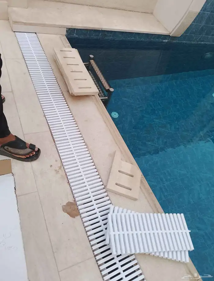 فني مسابح وتغيير فلترات وبيع مضخات بين الجديد والمستعمل 2