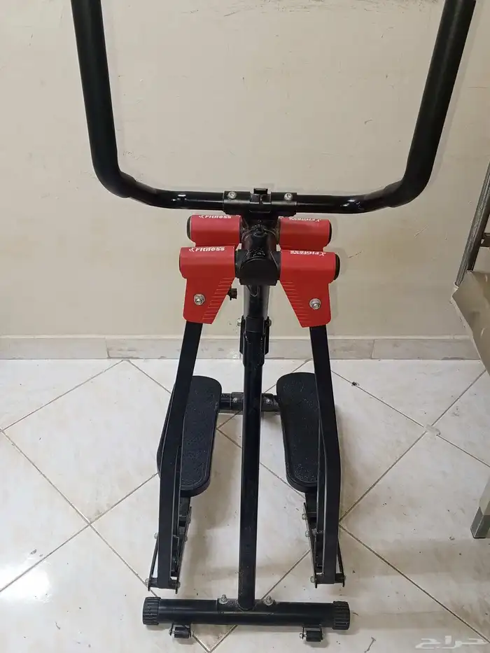 الجهاز ي سم ى عادة جهاز الغزال الطائر أو Air Walker Gazel 1