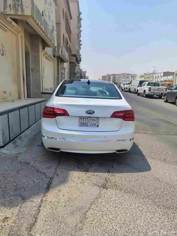 كيا كادنزا 3