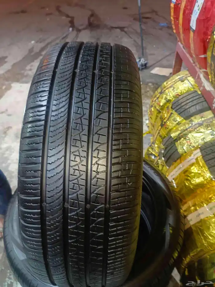 طقم كفرات برلي منزل شبه جديد 245 50 20 4