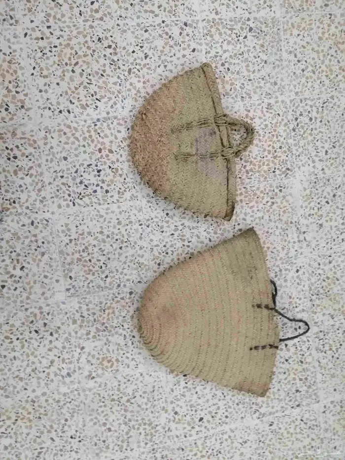 قطع تراثيه للمهتمين بقتنئها نظيفة جدا 2