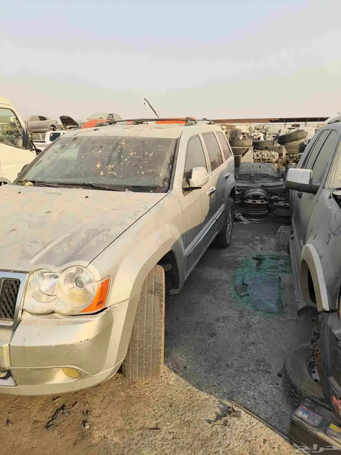 قطع غيار جيب شيروكي تشليح 2
