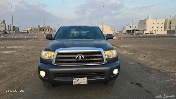 سكويا 2010 نظيف للبيع بدي ومحركات شرط 4