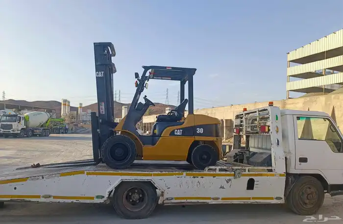 رفعات شوكية فوركليفت للايجار 1