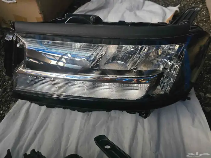 شمعات لاند كروزر 2022-2023-2024-GXR 2025 2