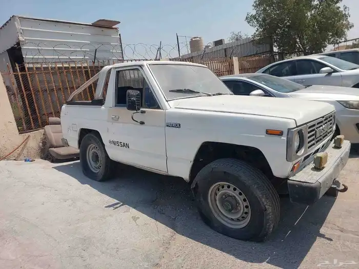 نيسان باترول 1983 2