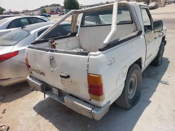 نيسان باترول 1983 4