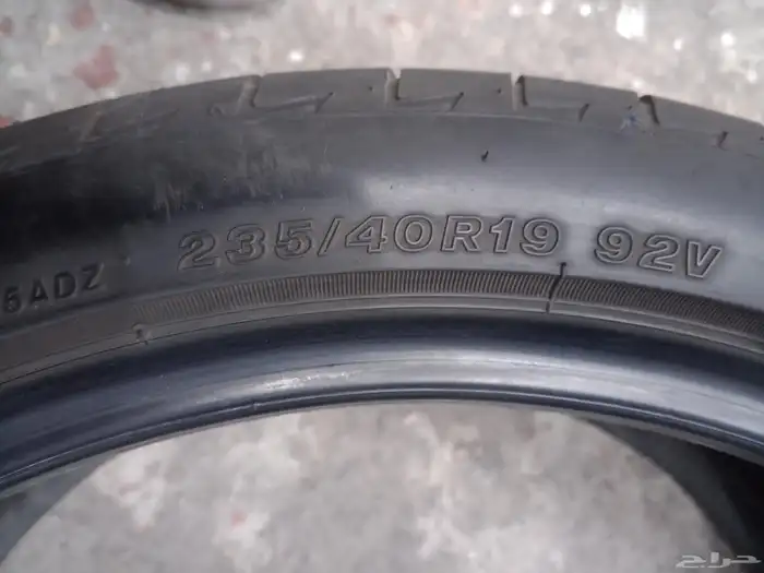 235 40 19 كفرين برجستون شبه جديد 2