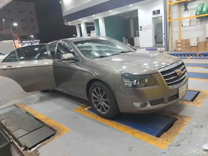 سياره جلي نضييف جدا وكل شي وكاله 0