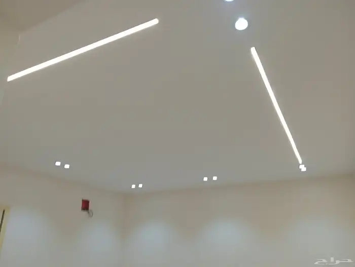 صبغ ديكور بلاط مساح مباني ابواب تكسير سباك كهربا ترميم حفرال 1