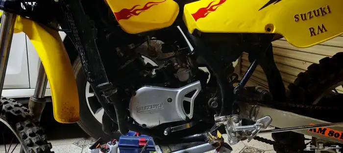 دباب صحراوي سزوكي RM80L 4