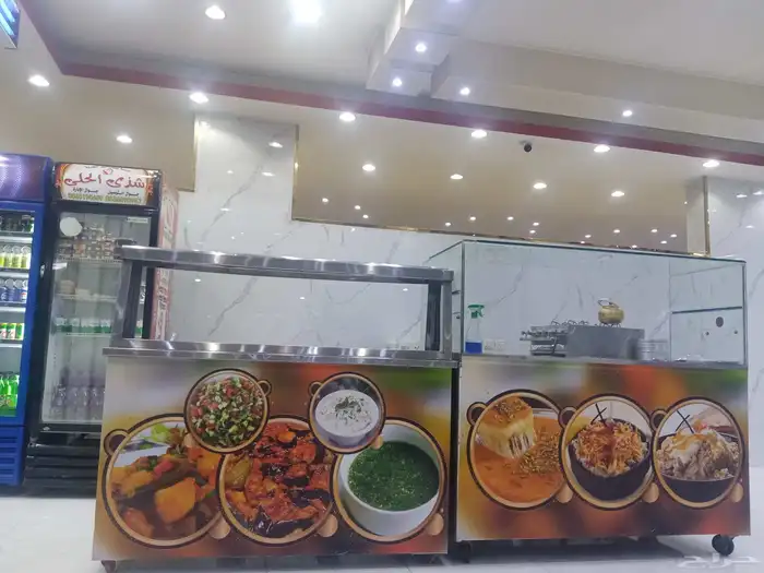 ساخن كهربائي ع الضمانه مستخدم نظيف جدا مع طاوله 0