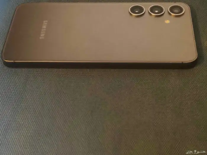 جلاكسي S24 256gb الرام 12 قيقا للبيع 1300ريال فقط 9