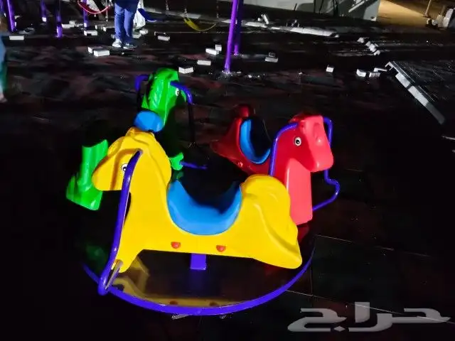 ارضيات ربر خارجية للحدائق زحاليق ومراجيح تتحمل الشمس 5