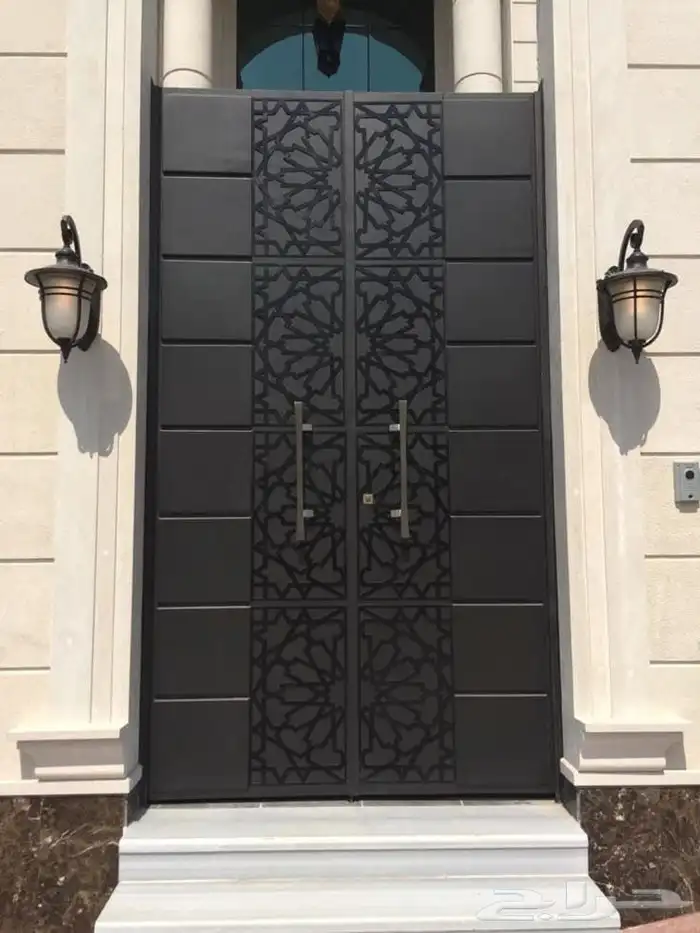 ابواب كلادينج ابواب حديد درابزين مظلات سيندوتش بينل درايش 5