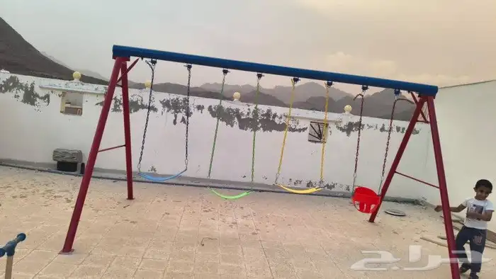 ارضيات ربر خارجية للحدائق زحاليق ومراجيح تتحمل الشمس 8