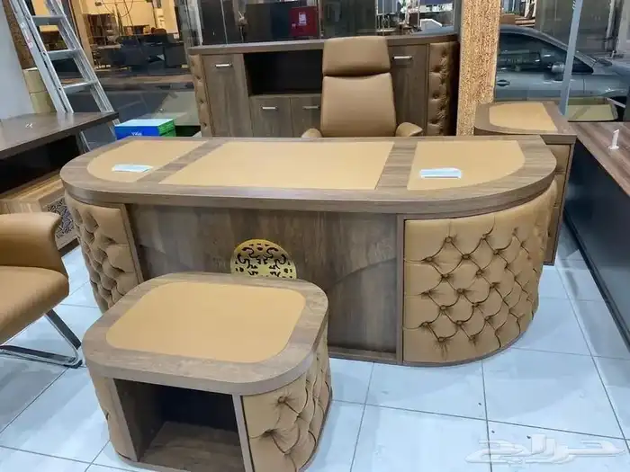 مكاتب طقم كامل فاخر مودرن و كراسي فخمه اسعار جميلة 17