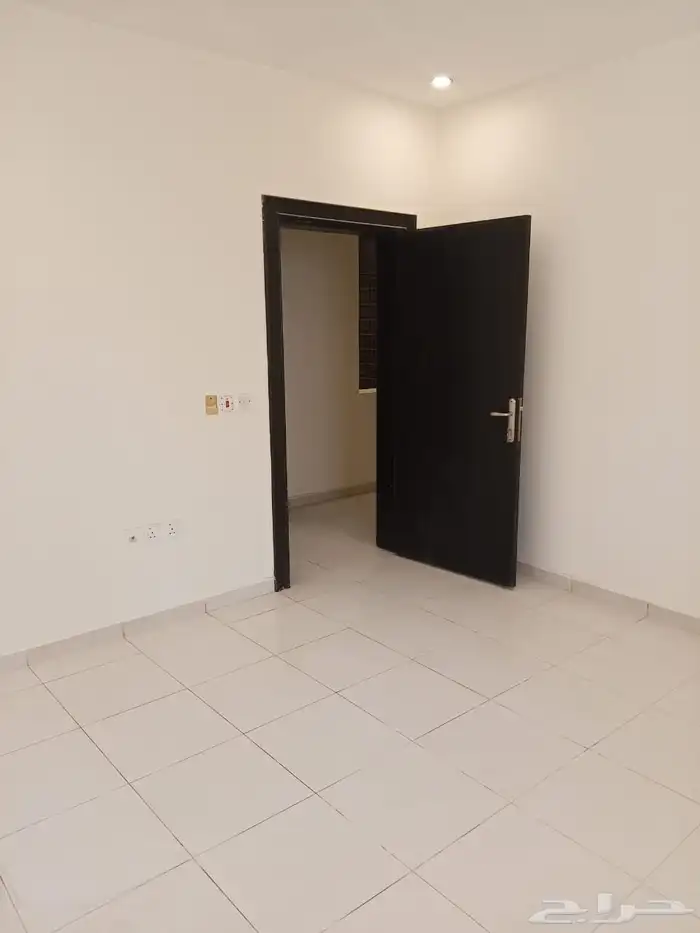 شقق غير مؤثث مطبخ ومكيف راكب 3