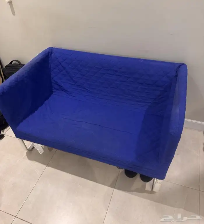 طفاية حريق وكنبه من ايكيا 0