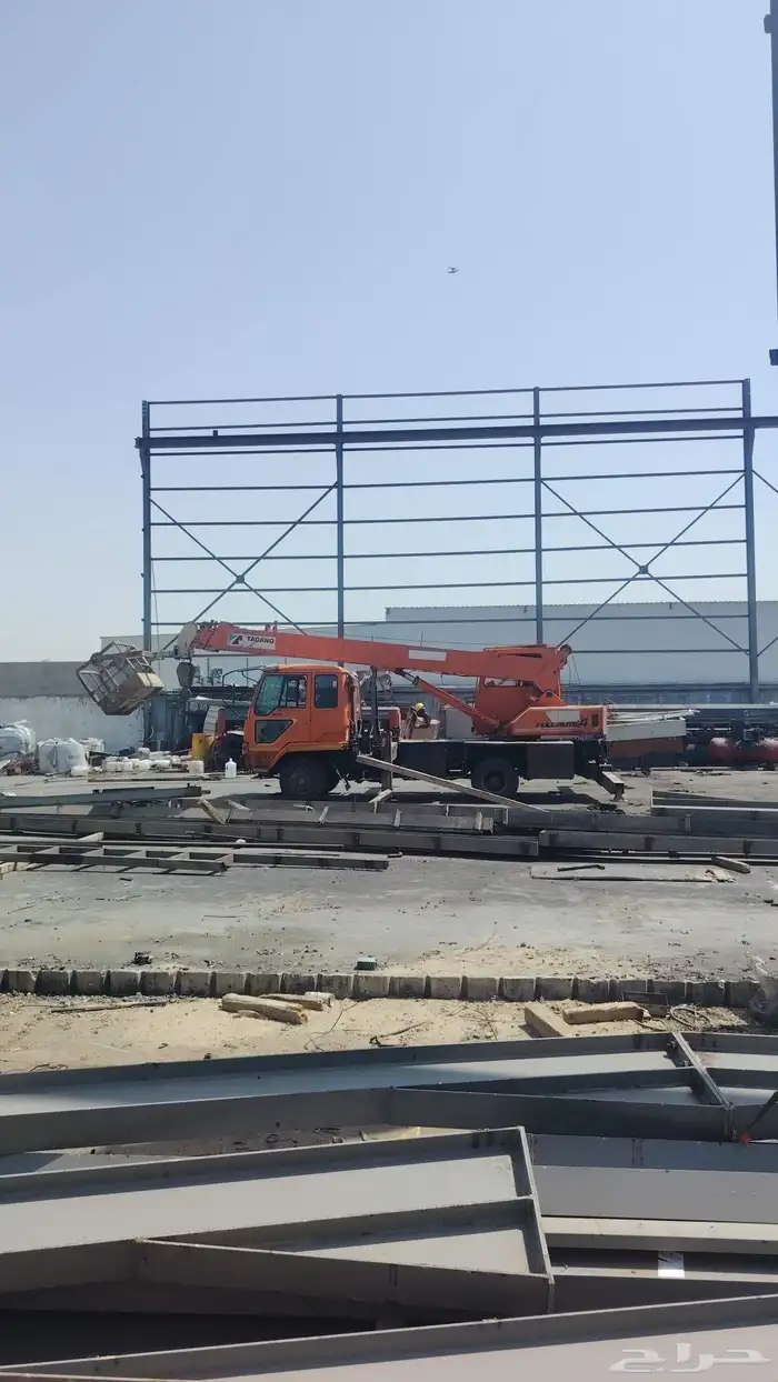 كرين 7 طن ارتفاع 21 متر للإجار 5