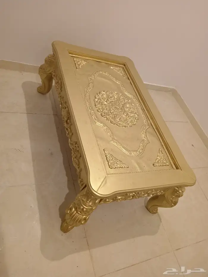 2طاولة الكبيرة 150 والصغيرة 100 0