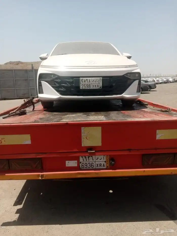 سطحه فى الرياض راجع جدة مكه 1