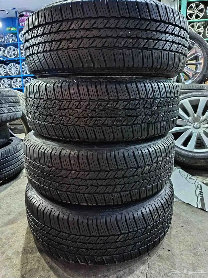 طقم كفرات برجستون 255 65 17. نظيف مره 0