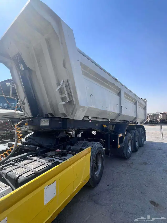حراج معرض رائد للسيارات والشاحنات كل يوم جمعه 30