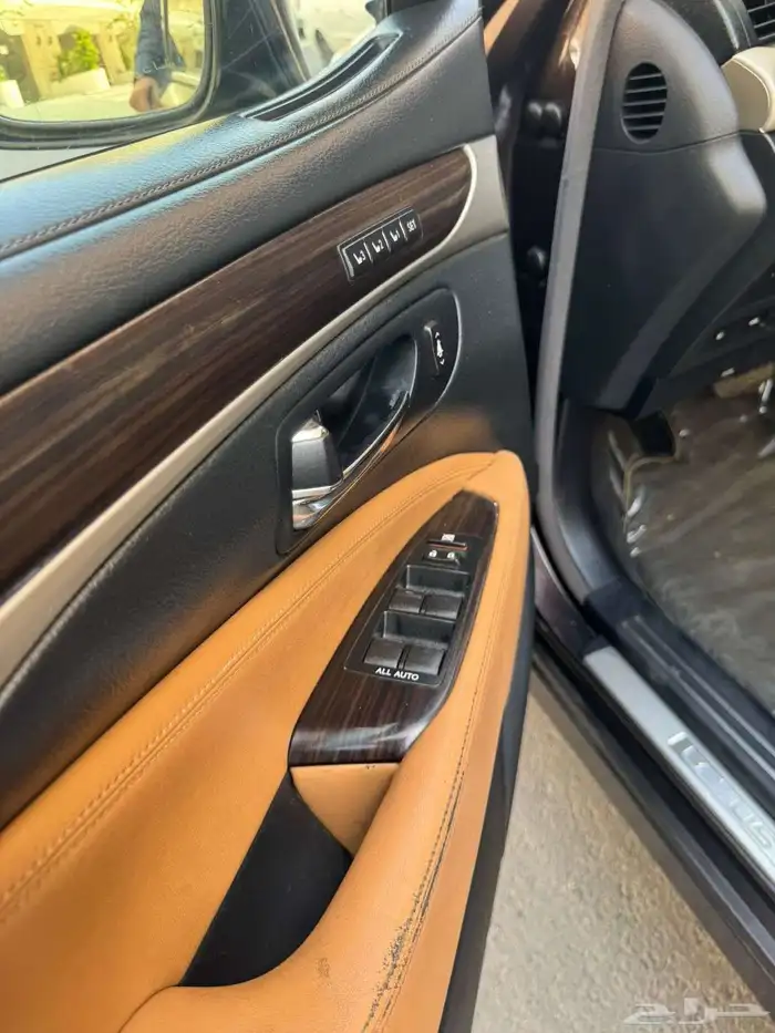 لكزز 2014 LS 460 سعودي بقمة النضافة وكالة الحد 23