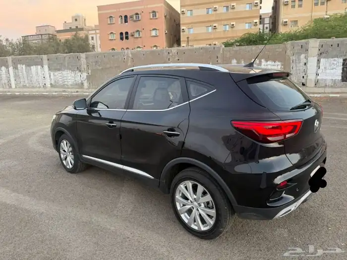 للبيع MG 2024ZS 1