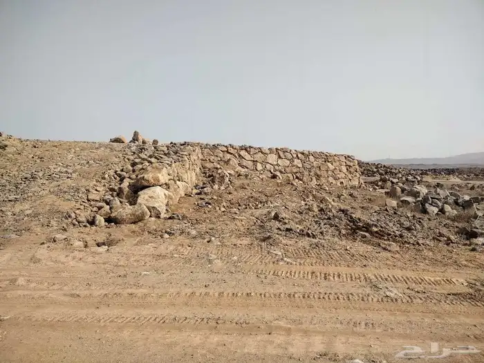بوكلين ومقاول لجميع مباني الحجر والهدم والترحيل والحفر 3