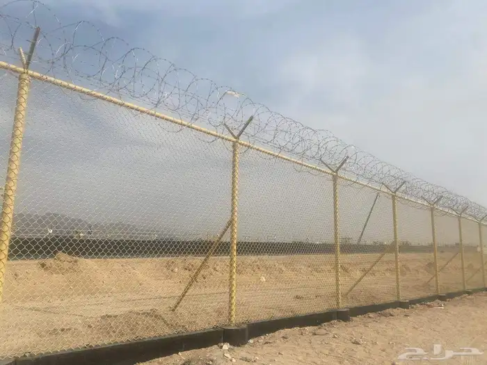 نحن نقوم بتوريد وتركيب جميع انواع الشبوك 0