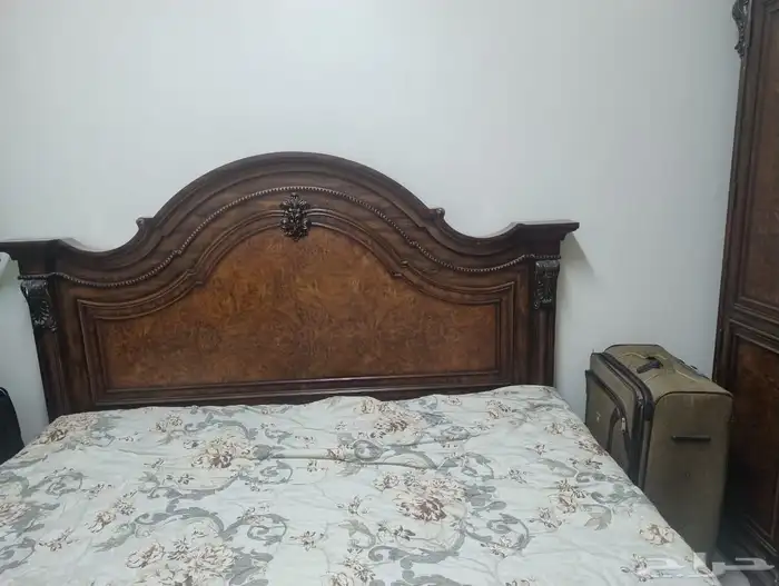 غرفة نوم وطنية بحالة ممتازة 4