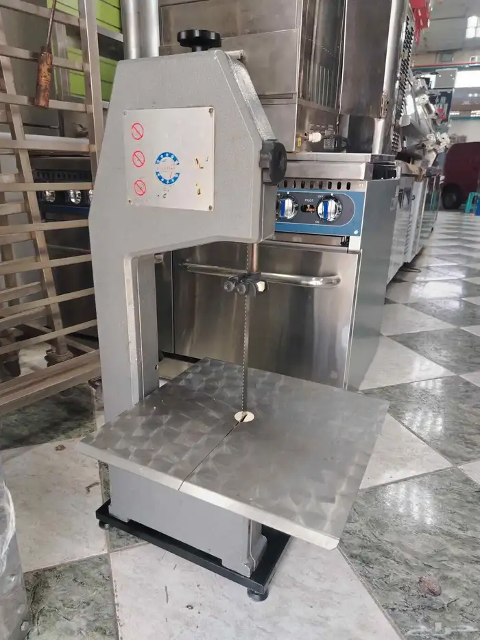 منشار لحم ايطالي ميسكا مستعمل نظيف شغال على الشرط 1