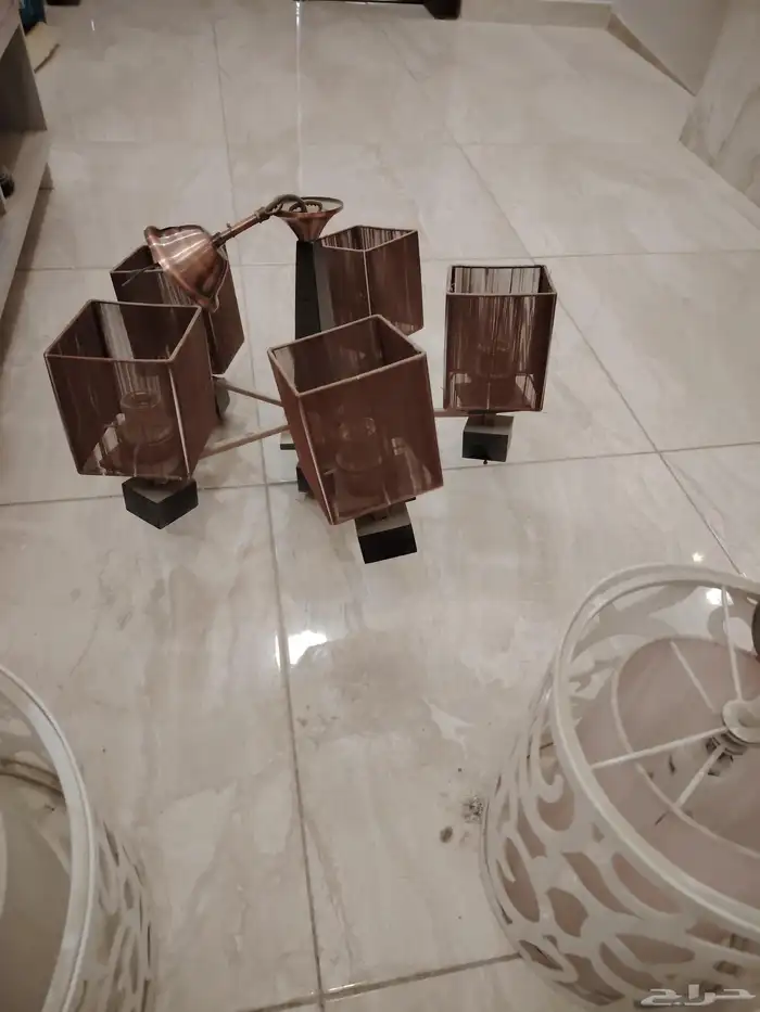 طاوله شاشه ونجف وفرن كهربائي 3