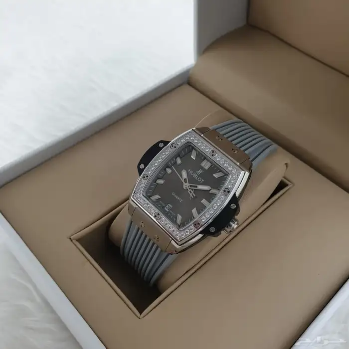 هوبلت نسائي 4