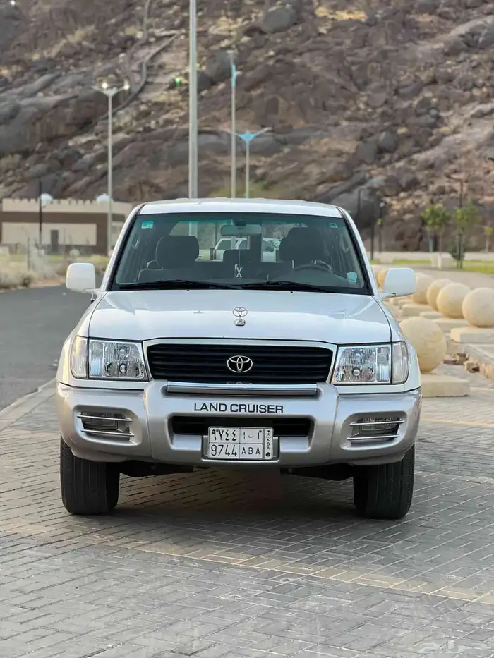 تويوتا لاندكروزر جي إكس آر سعودي نظيف 2002 13