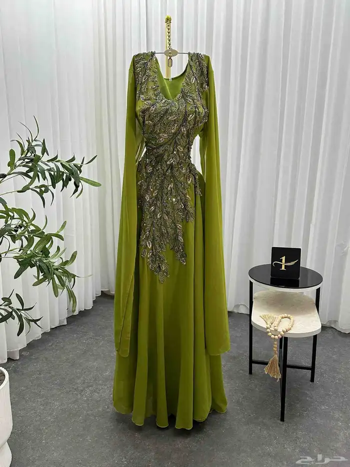 تميزي باأطلالة ساحرة مع مؤسسة الأسطورة للملابس 13