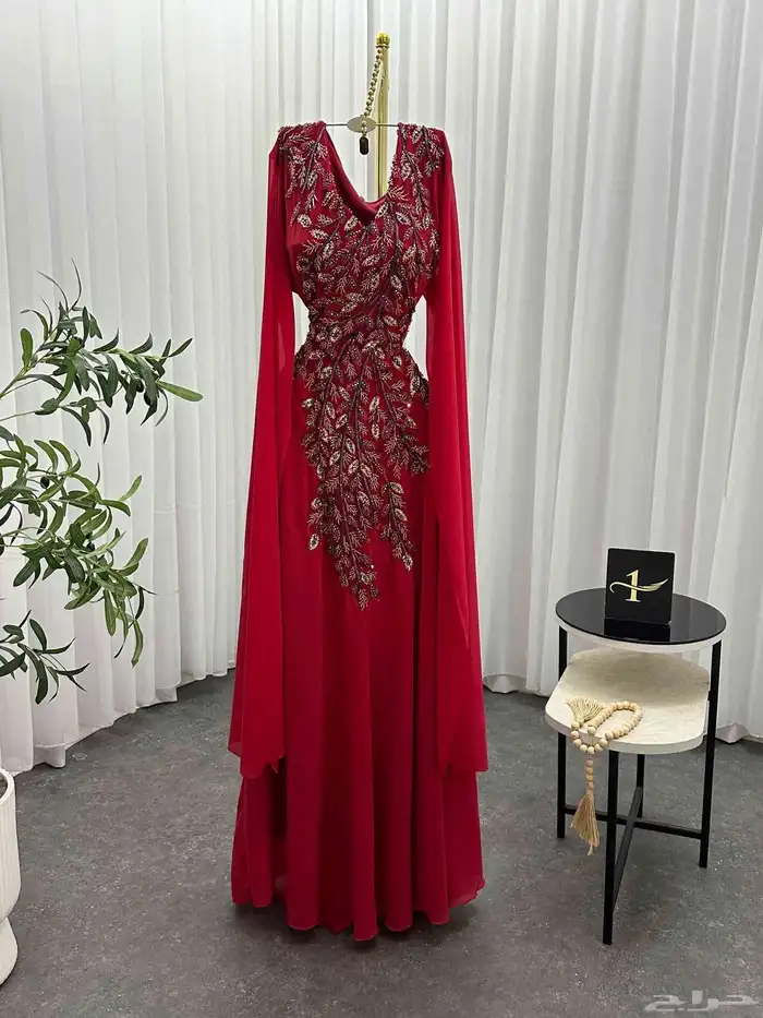 تميزي باأطلالة ساحرة مع مؤسسة الأسطورة للملابس 14